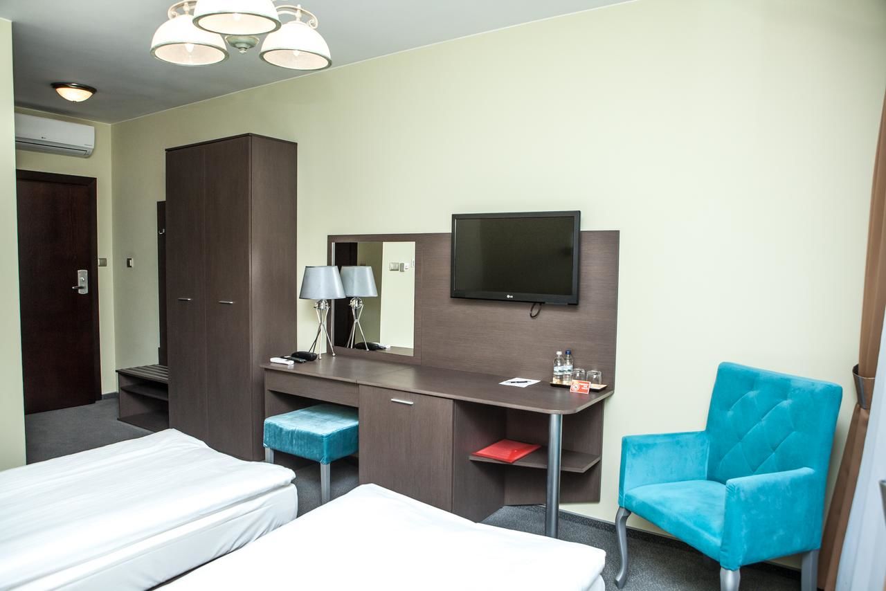 Отель Hotel Sokołowska Airport Modlin Новы-Двур-Мазовецки-30